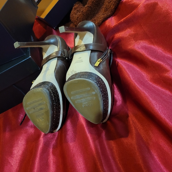 booties - Picture 4 of 5